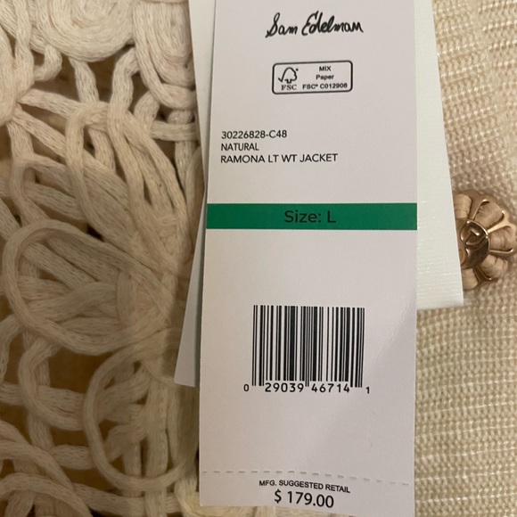 Women’s Jacket - Picture 5 of 7